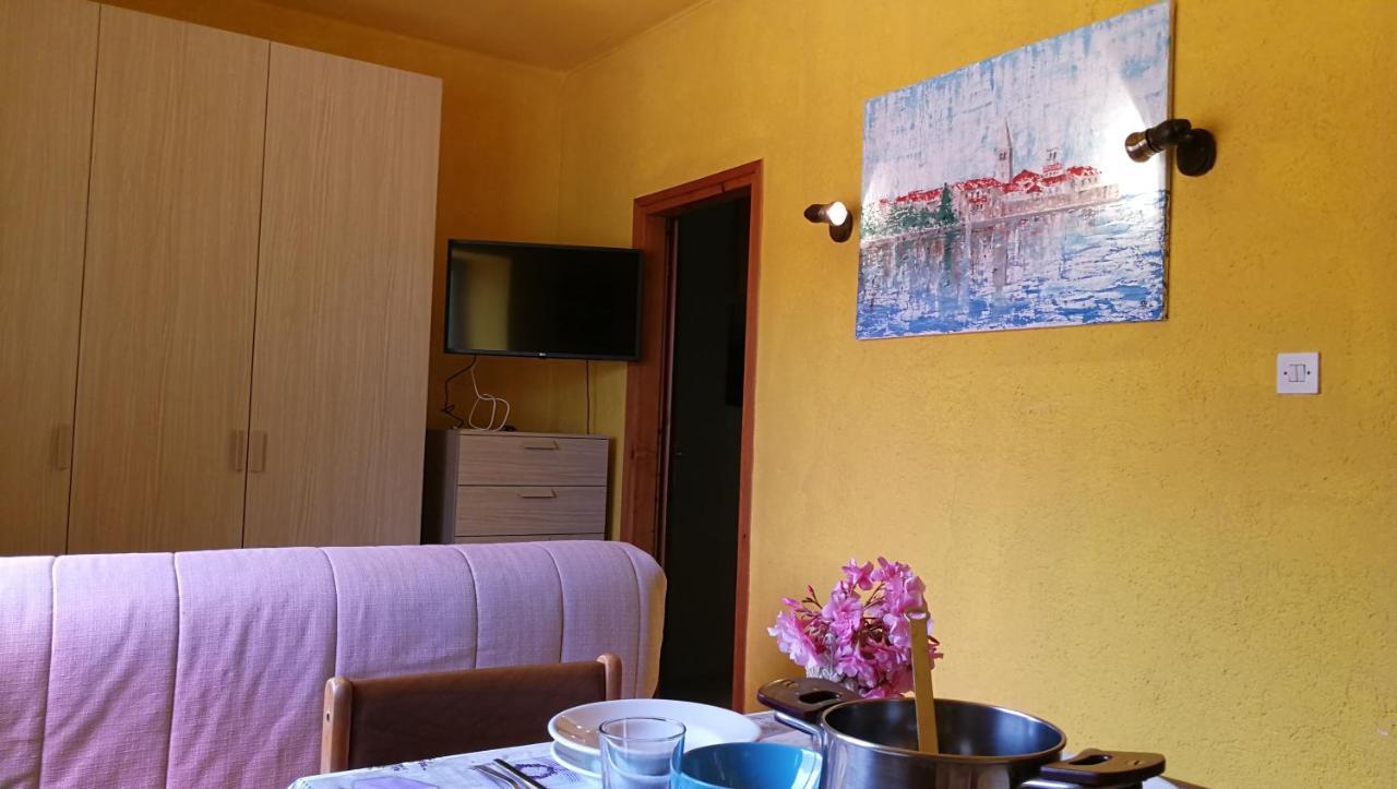 Moratto'S Apartments Umag Eksteriør billede