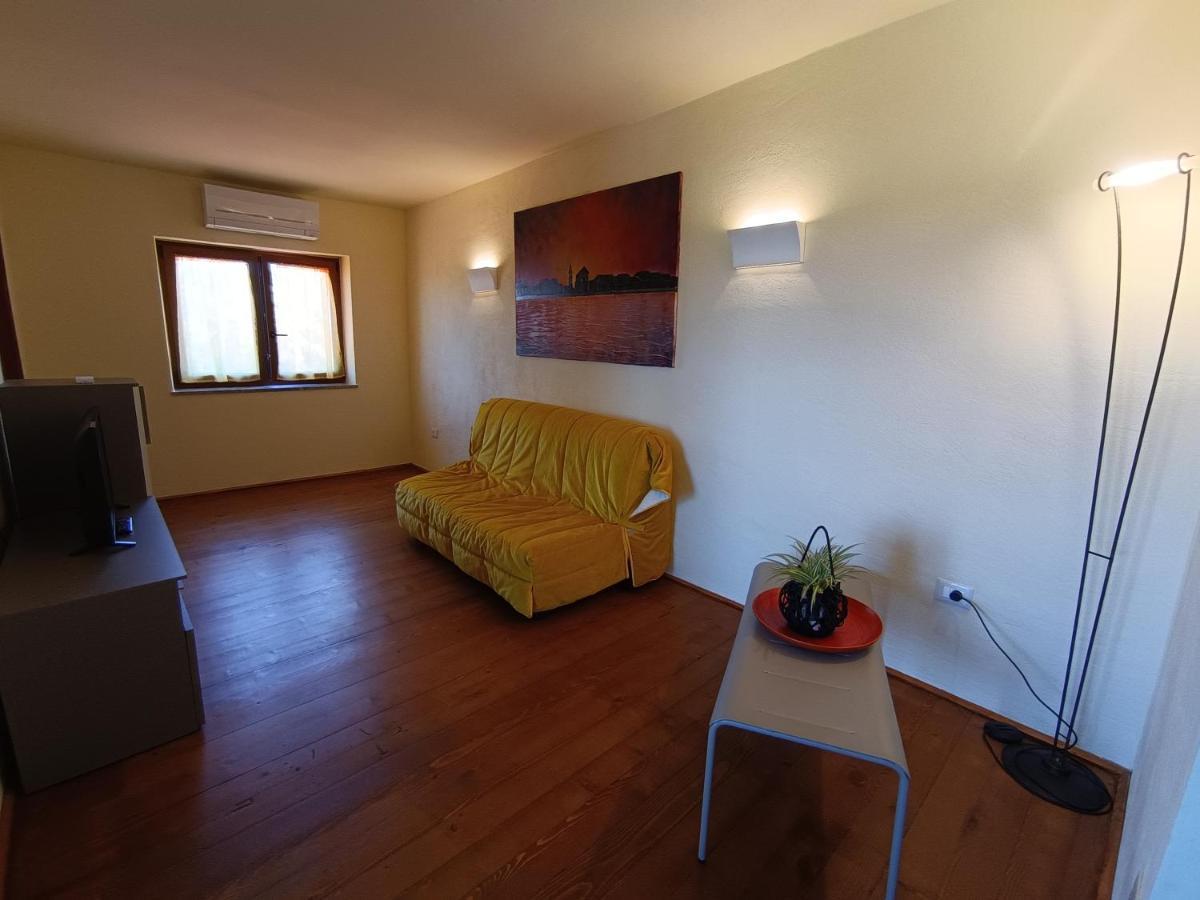 Moratto'S Apartments Umag Eksteriør billede